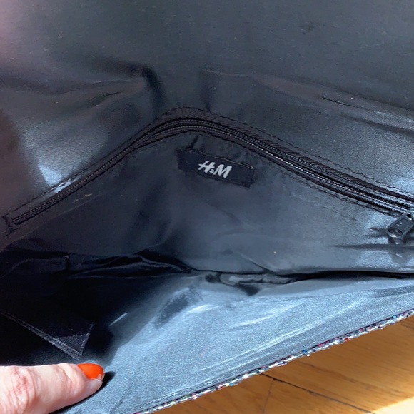 H&M Glitter Envelope Clutch Bag - Picture 9 of 9